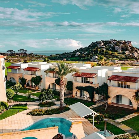 Fantastic 4 Cyprus First Line Beachfront Boghaz Exterior photo