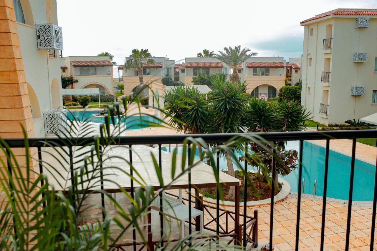 Fantastic 4 Cyprus First Line Beachfront Boghaz Exterior photo