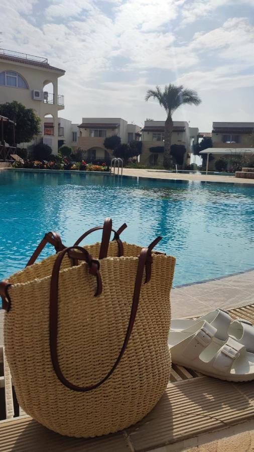 Fantastic 4 Cyprus First Line Beachfront Boghaz Exterior photo